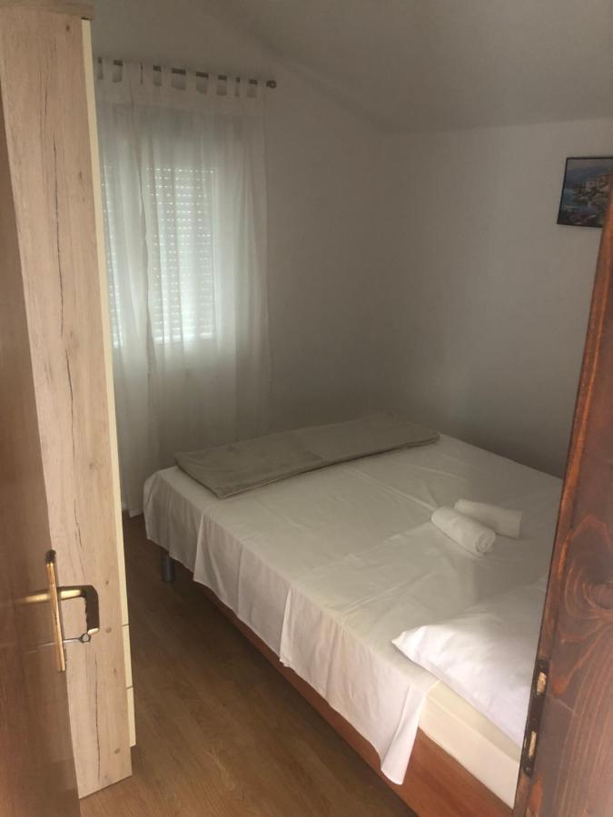Danguba Apartment Kremena Bagian luar foto